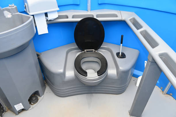 Best Portable bathroom rental  in La Cresta, CA